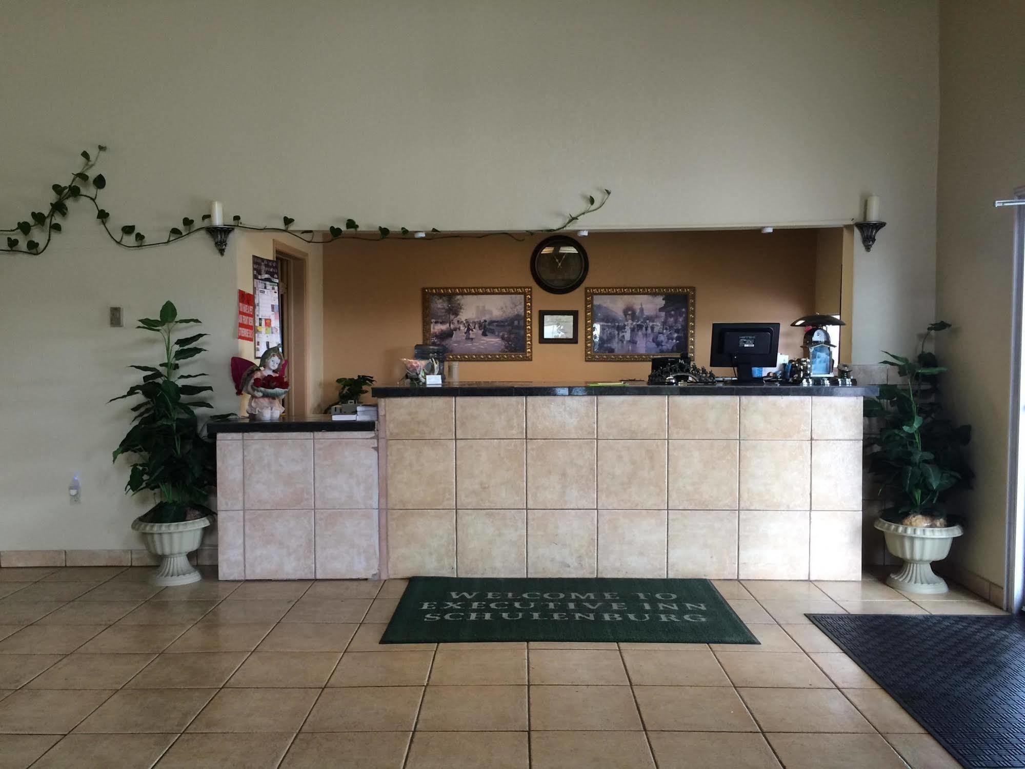 Executive Inn Schulenburg Екстериор снимка