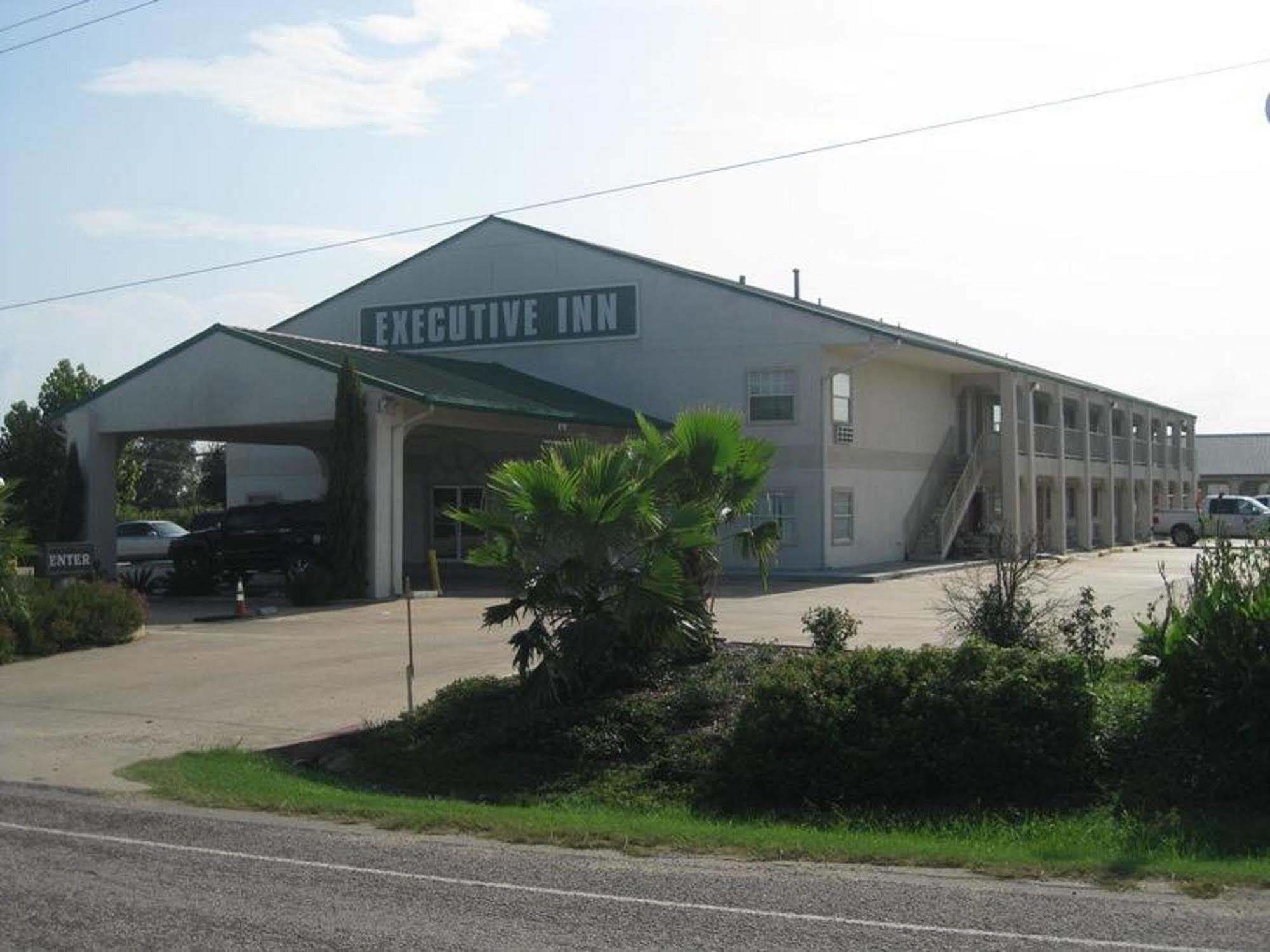 Executive Inn Schulenburg Екстериор снимка
